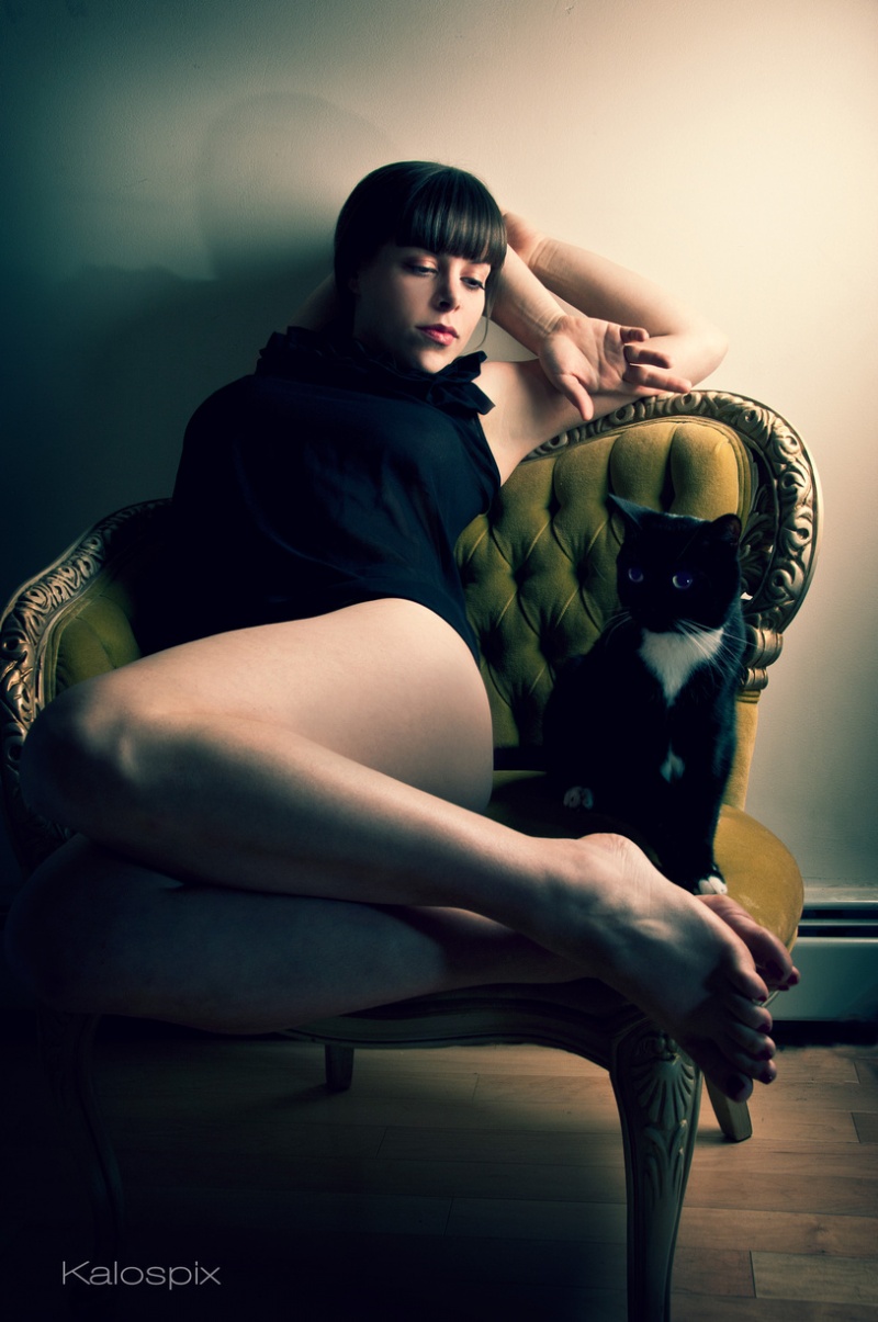 Female model photo shoot of CindyLouWho00 by kalospix in My Loft