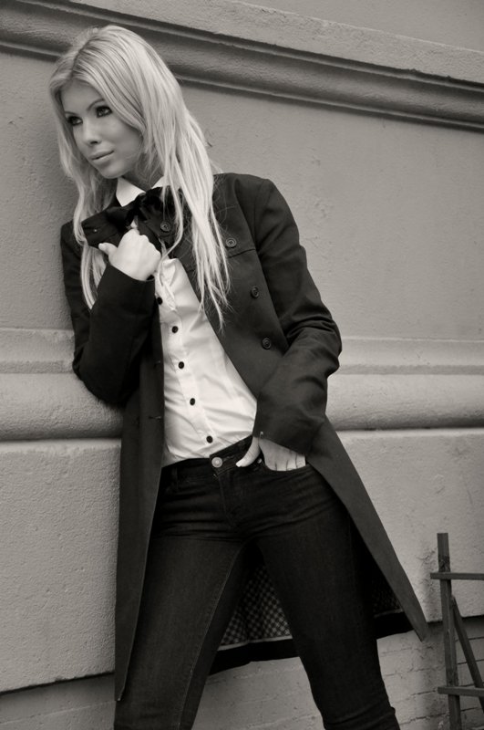 Female model photo shoot of Victoria Juganari in New york