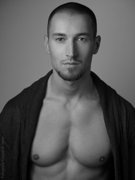 Male model photo shoot of Filip Krasuski
