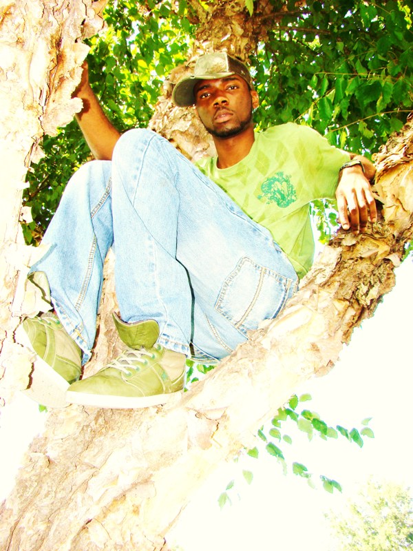 Male model photo shoot of Sincere