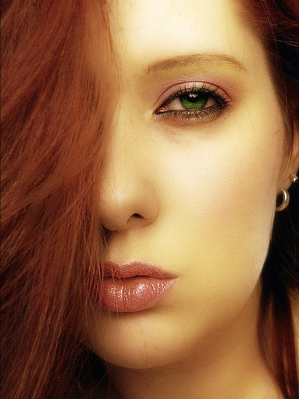 Female model photo shoot of Cosmina Sollomivici
