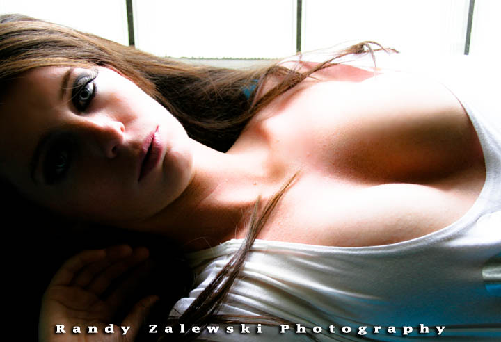 Female model photo shoot of OhioDreamer