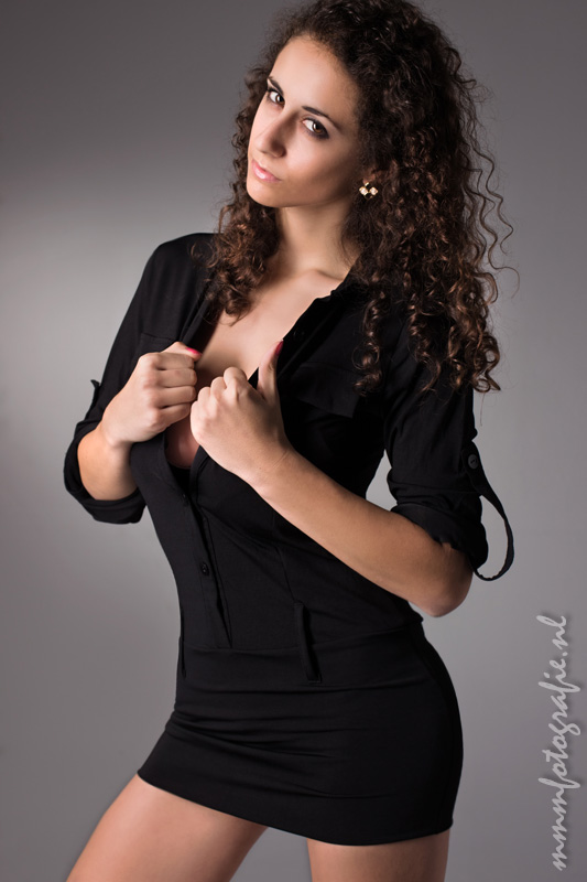 Female model photo shoot of Lilly Toncheva