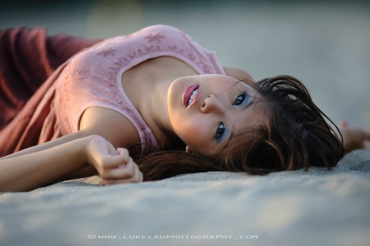 Female model photo shoot of Maria Ma