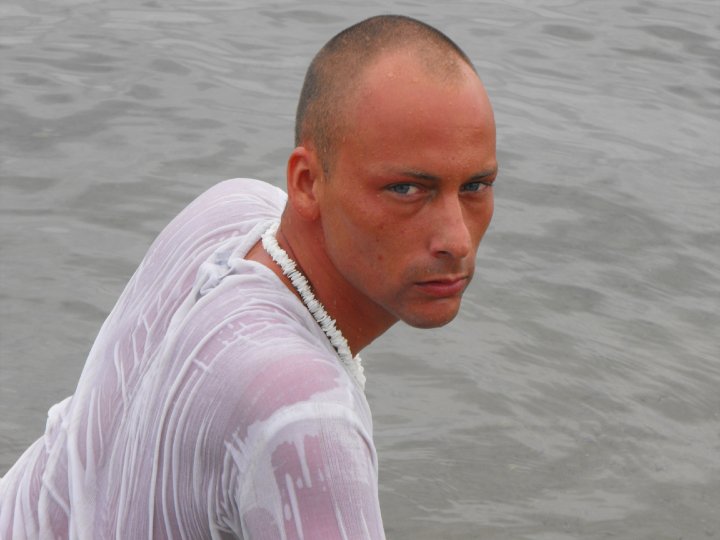 Male model photo shoot of Zander Virtel