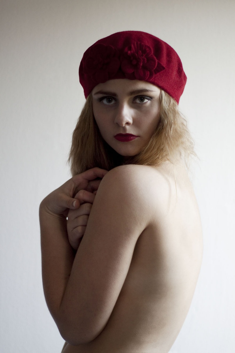 Female model photo shoot of roosannwesselsphotograp in Utrecht
