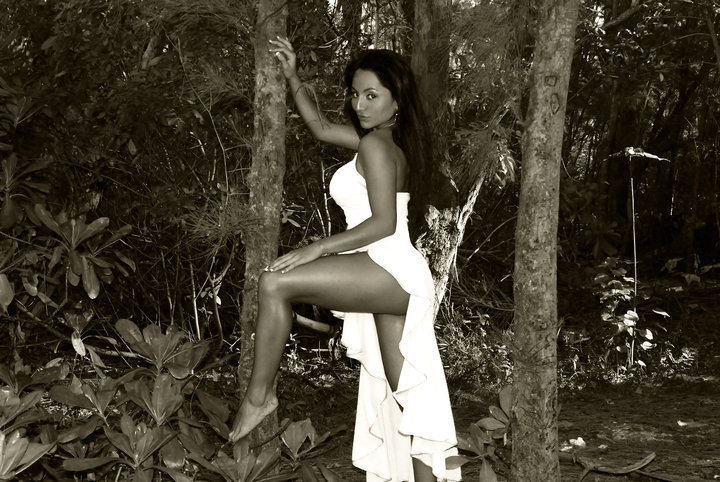 Female model photo shoot of CAROLINA-MORA in Miami