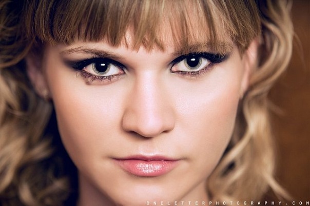 Female model photo shoot of Valentyna Bondarenko
