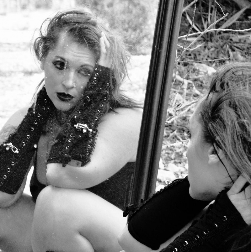 Female model photo shoot of Stormi Orsini in Kempner, Texas