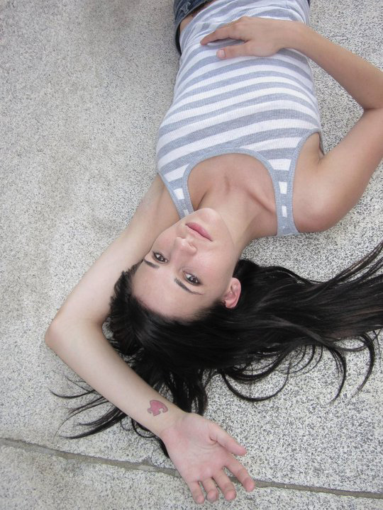 Female model photo shoot of Lindsey Balbo