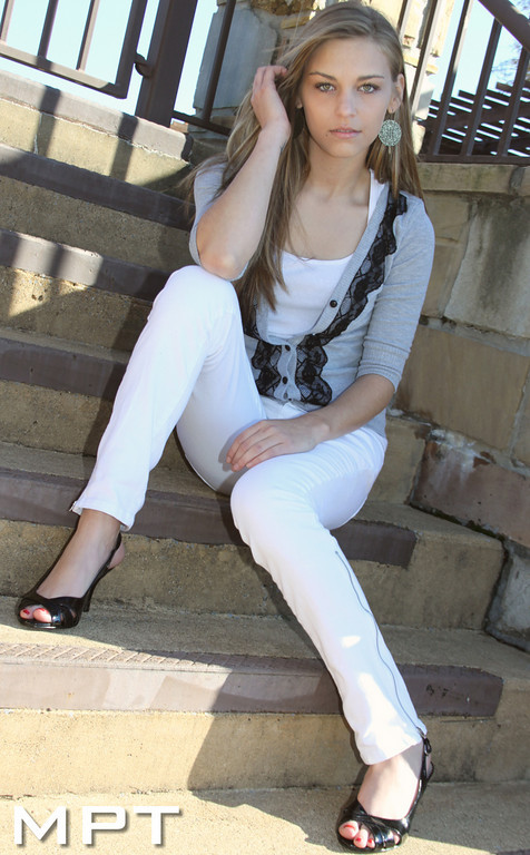 Female model photo shoot of T_A_M_A_R_A by MPT Photographics in Gettysvue Country Club, Knoxville, Tennessee