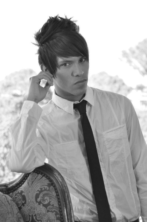 Male model photo shoot of Adrian Taipe