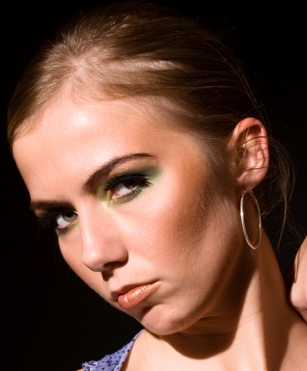 Female model photo shoot of Keana Shatteen Makeup 