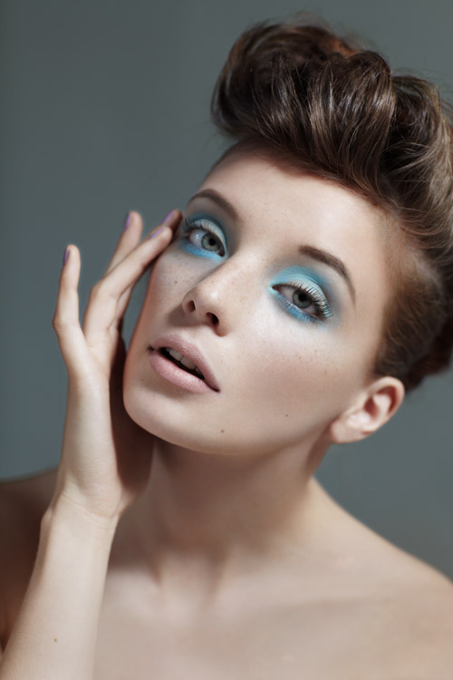 Female model photo shoot of Jenny Tsvirko