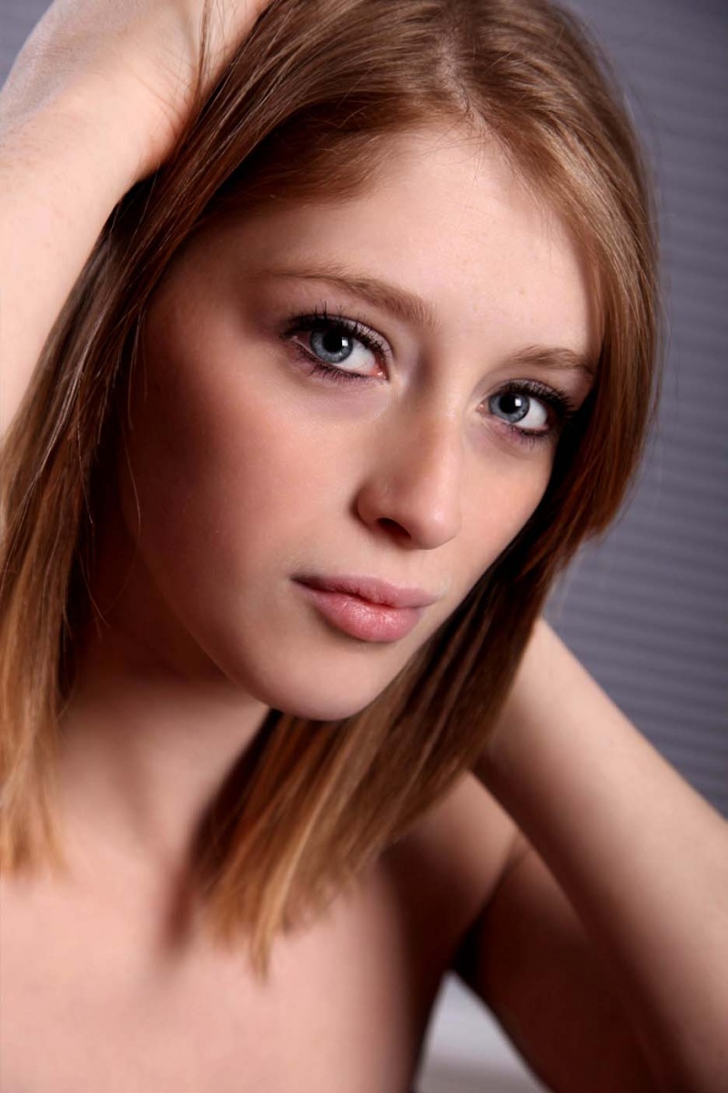 Female model photo shoot of Kirstian