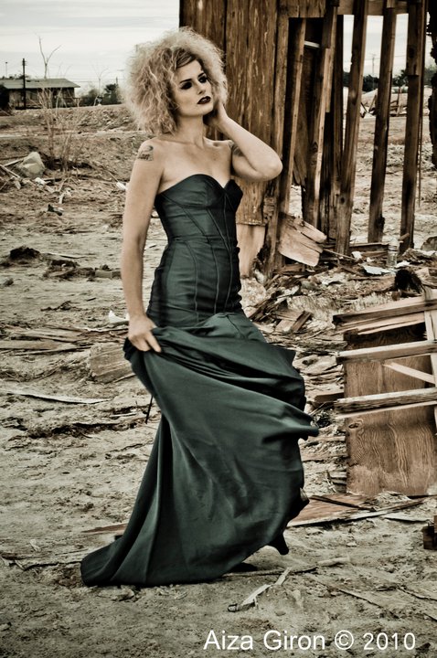 Female model photo shoot of Susie Hereckova in Salton Sea