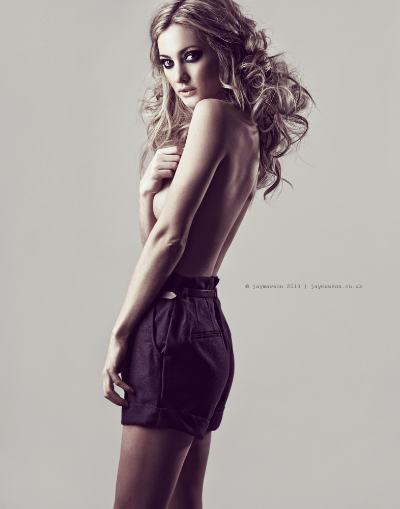 Female model photo shoot of Lauren Sally by Jay Mawson