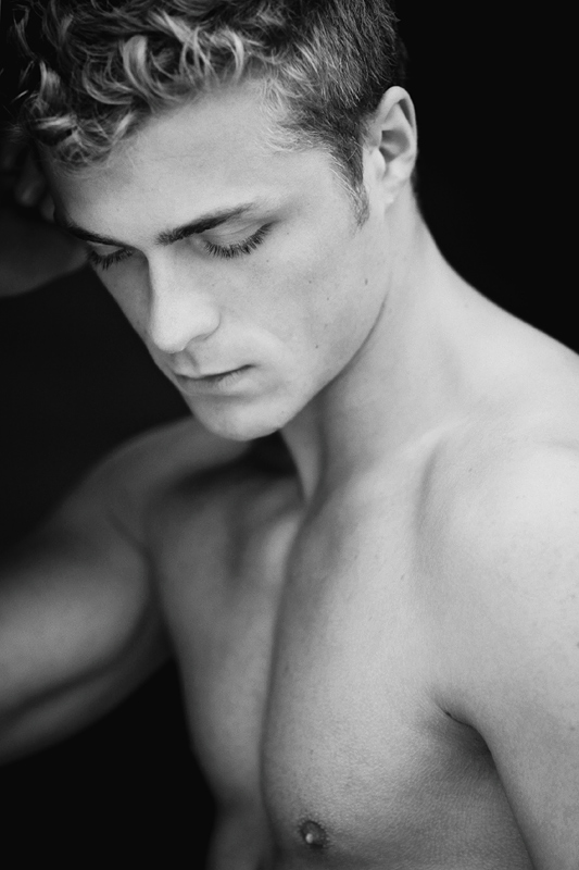 Male model photo shoot of Tomek_B