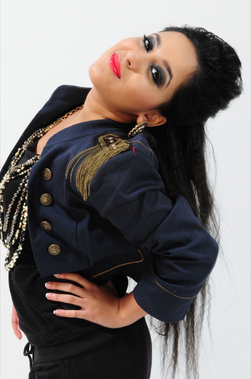 Female model photo shoot of Sadia Hussain in Oakes studio - Birmingham