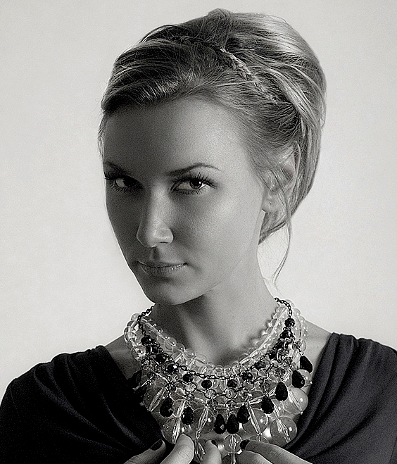Female model photo shoot of Anastasia Shiryaeva