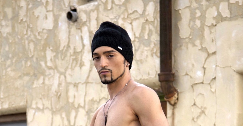 Male model photo shoot of ilhan KARABACAK