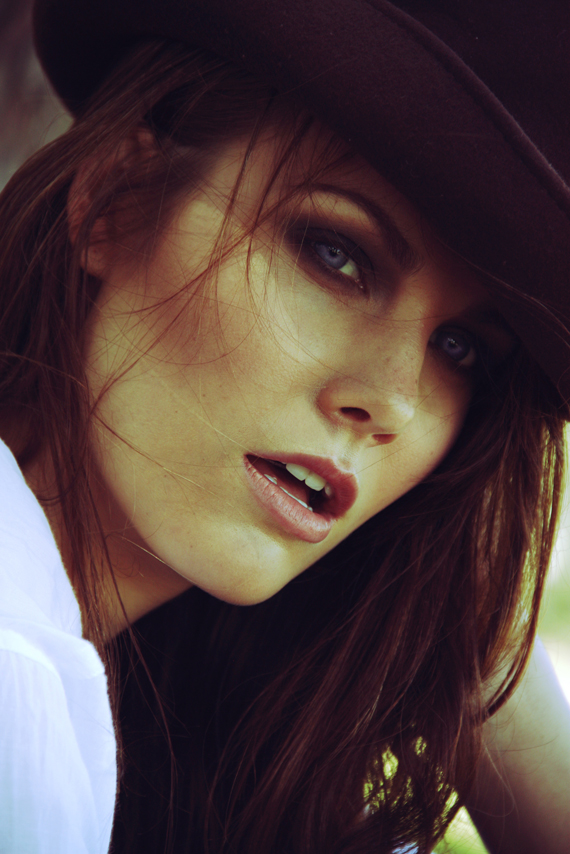 Female model photo shoot of Brea Mulder