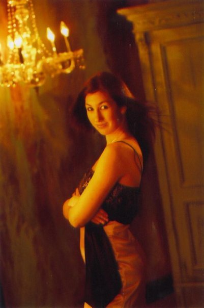 Female model photo shoot of Ashleychristine2008