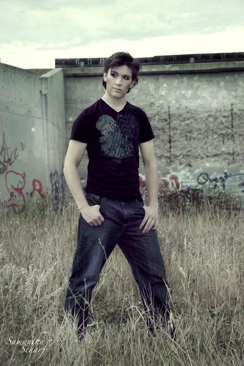 Male model photo shoot of Jace Koari