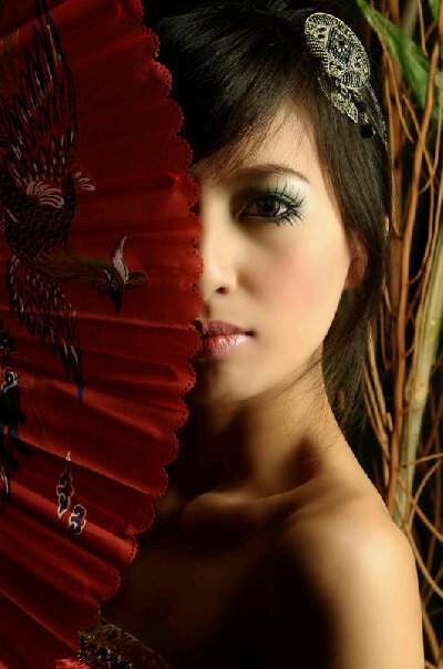 Female model photo shoot of Chrissy Khouw