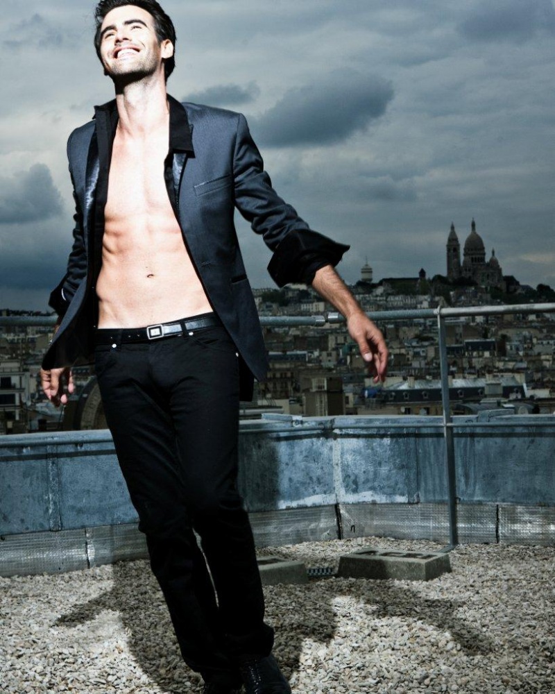 Male model photo shoot of Guillaume Campanacci
