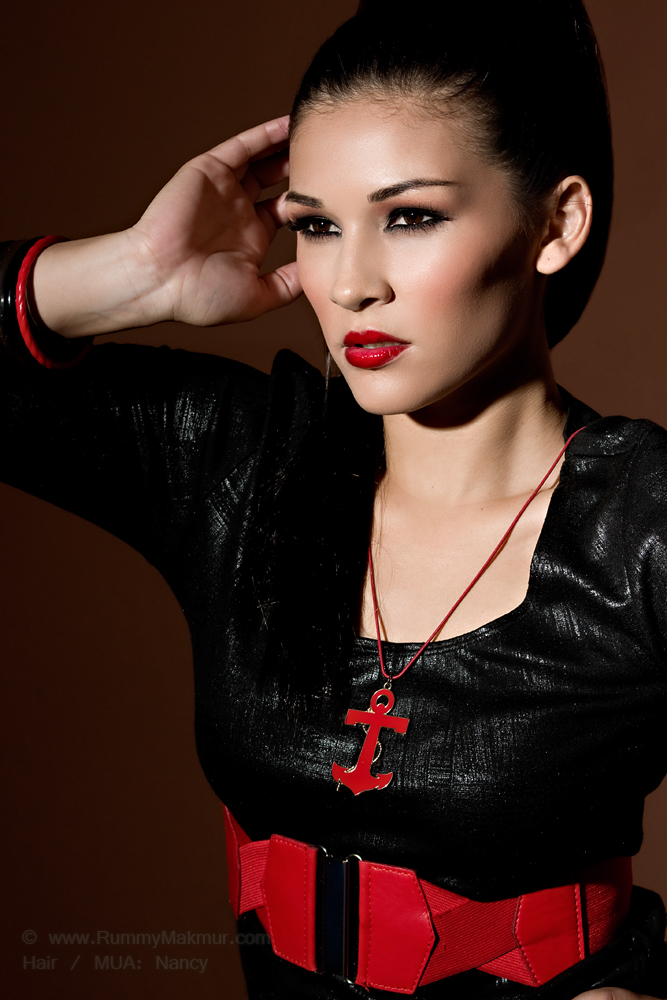 Female model photo shoot of Vixen Venom Makeup and Jillian Nicole Gomez by Rummy