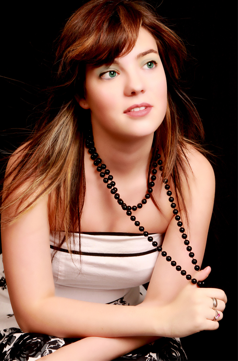 Female model photo shoot of Leah Alison
