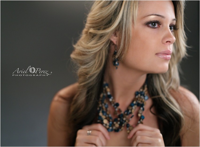 Female model photo shoot of Heather Jordan by ArielFoto