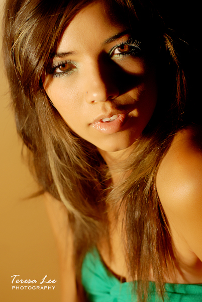 Female model photo shoot of Arianna Morales