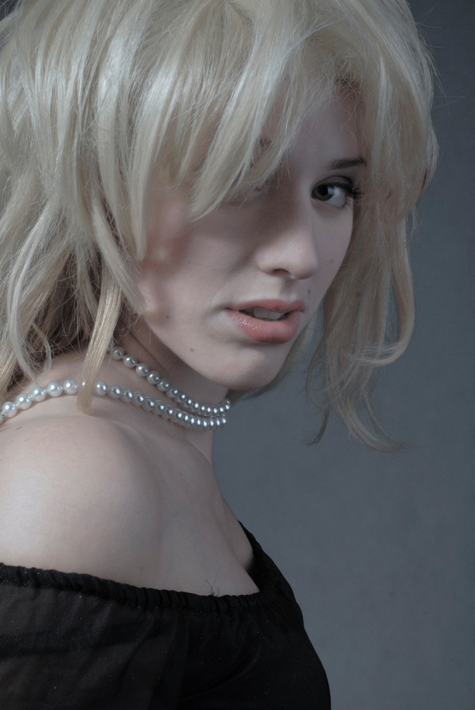 Female model photo shoot of asia_mastalerz