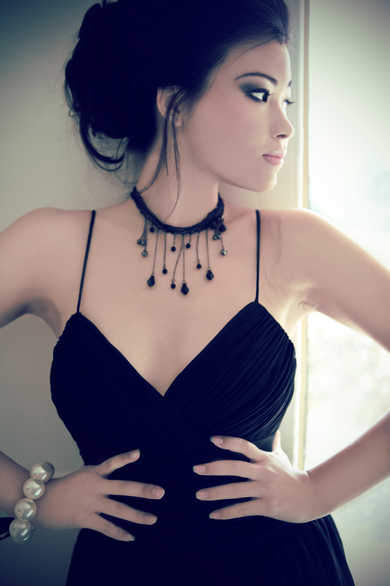 Female model photo shoot of Sarah Liane Wong