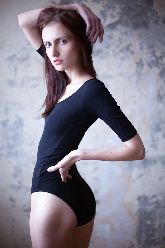 Female model photo shoot of Emma Litova