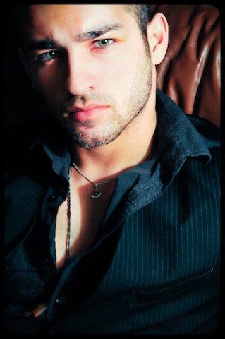 Male model photo shoot of Ronnie Omari in FairFax VA