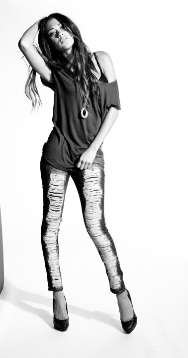 Female model photo shoot of Ashley Wiggins