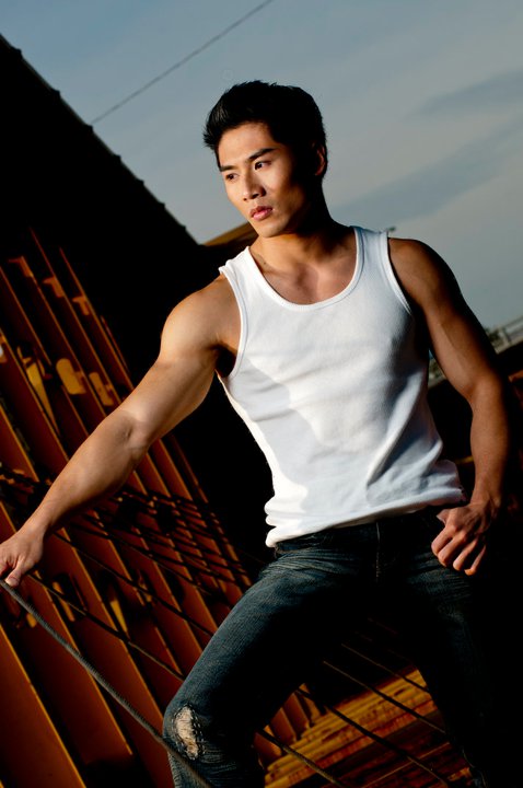 Male model photo shoot of Phil Trieu