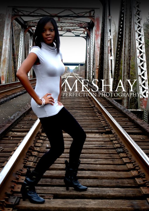 Female model photo shoot of Meshay