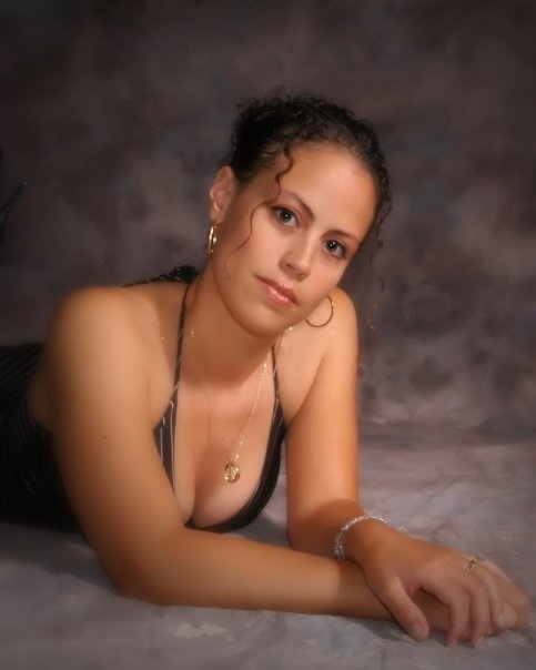 Female model photo shoot of Michy728