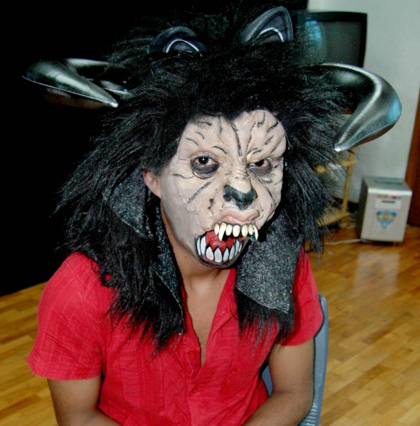 Female model photo shoot of Wati Manson in Halloween Horrors 2009 , Night Safari