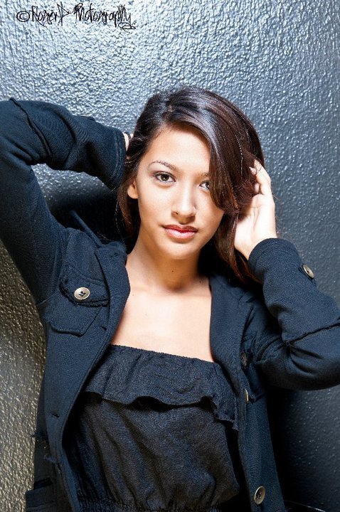 Female model photo shoot of Kaimana Paaluhi