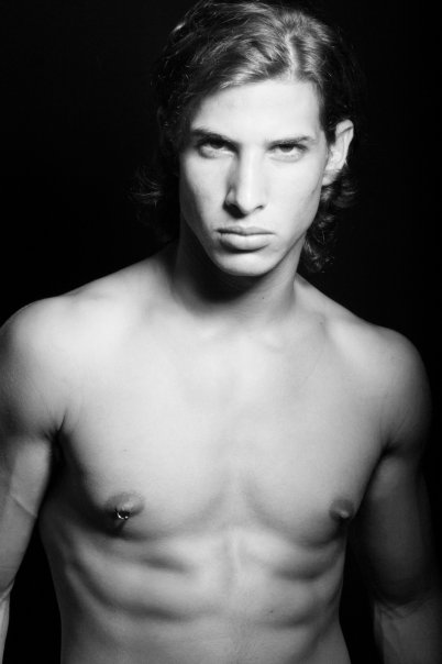 Male model photo shoot of Roie Azta
