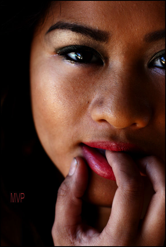 Female model photo shoot of Dianna J Almarez by MyVeiwPhotography in Paradise