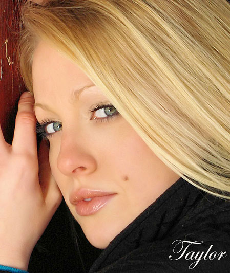 Female model photo shoot of Taylor Sukanick