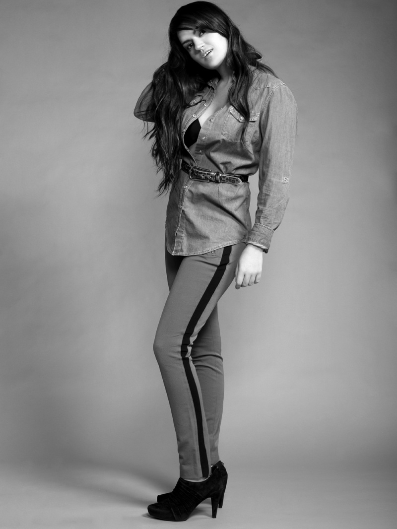 Female model photo shoot of kathleenmnestor