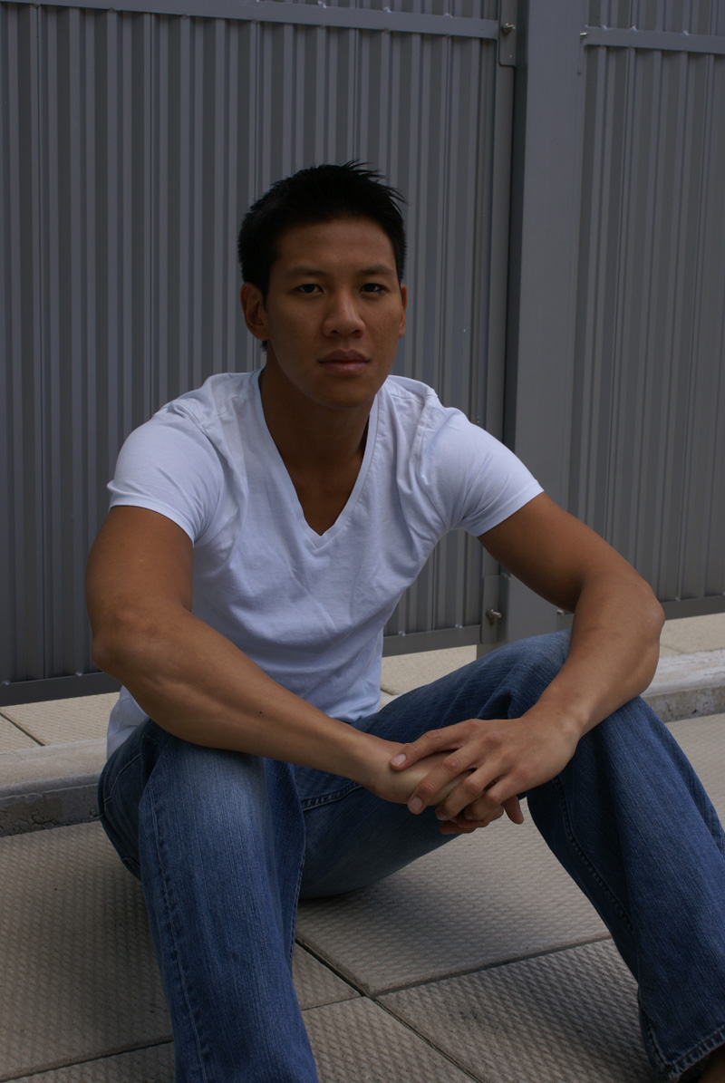 Male model photo shoot of Yat Tang