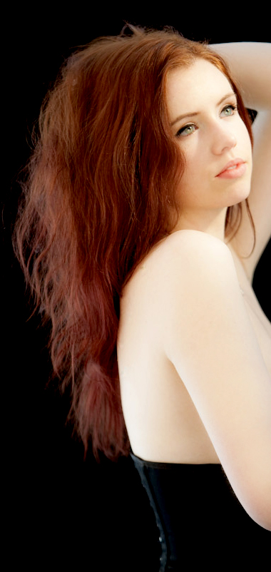 Female model photo shoot of Sarah-Jane Lyon
